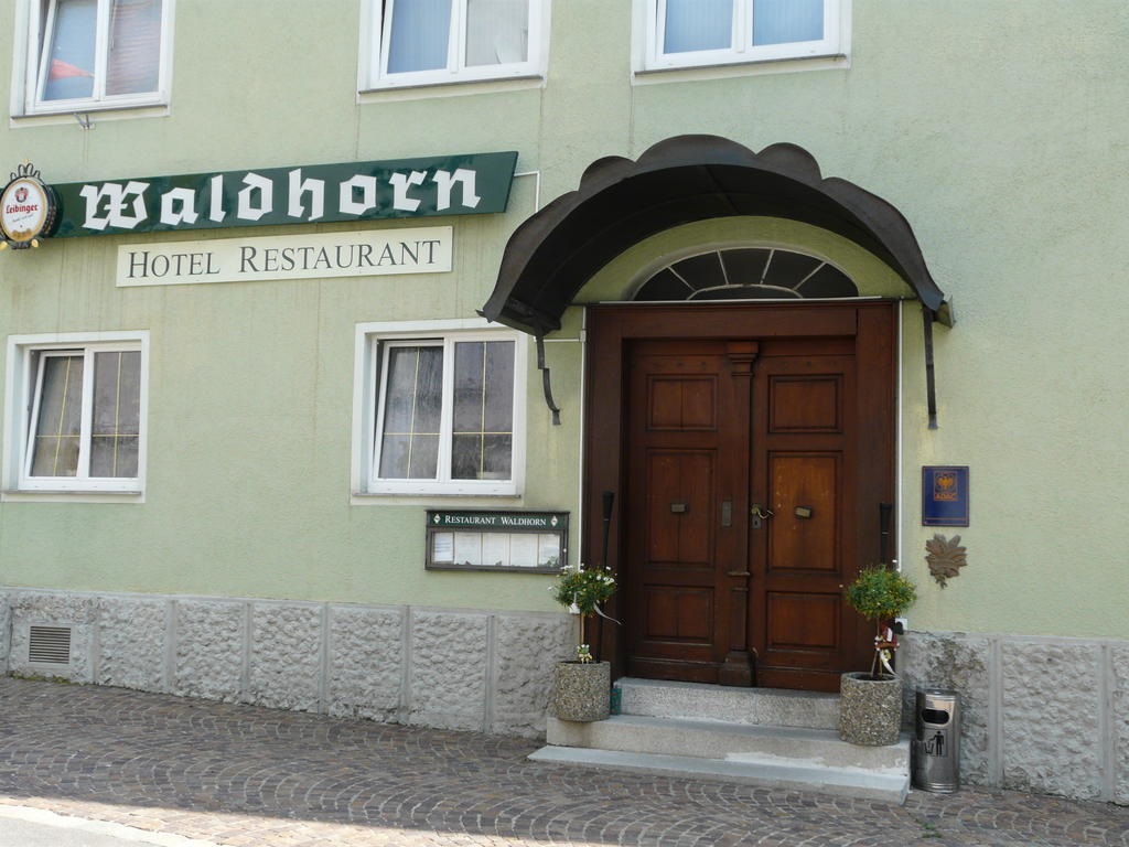 Hotel-Restaurant Waldhorn Weingarten  Εξωτερικό φωτογραφία